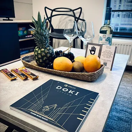 White Glove Deluxe Stocznia Montownia 公寓