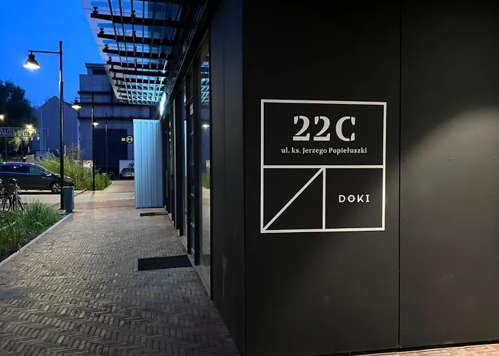 White Glove Deluxe Stocznia Montownia *